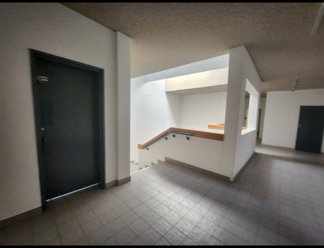 709M² OFFICE TO LET IN RANDJESPARK